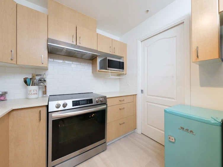 107-15210 Guildford Drive, Surrey, BC, V3R 0X7 - 12