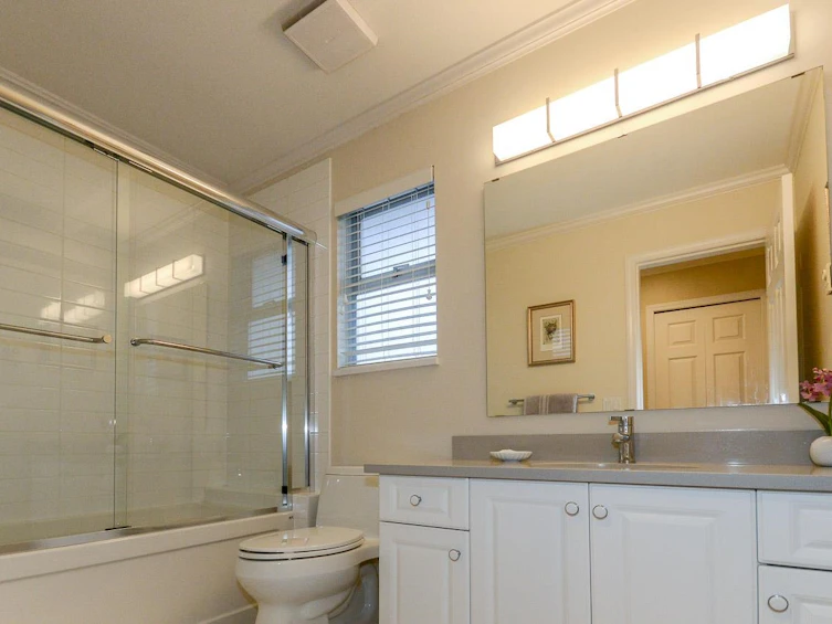 3211 Broadway Street, Richmond, BC, V7E 2X4 - 32