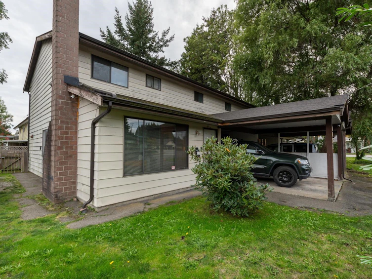 6022 Comstock Road, Richmond, BC, V7C 2X4 - 2