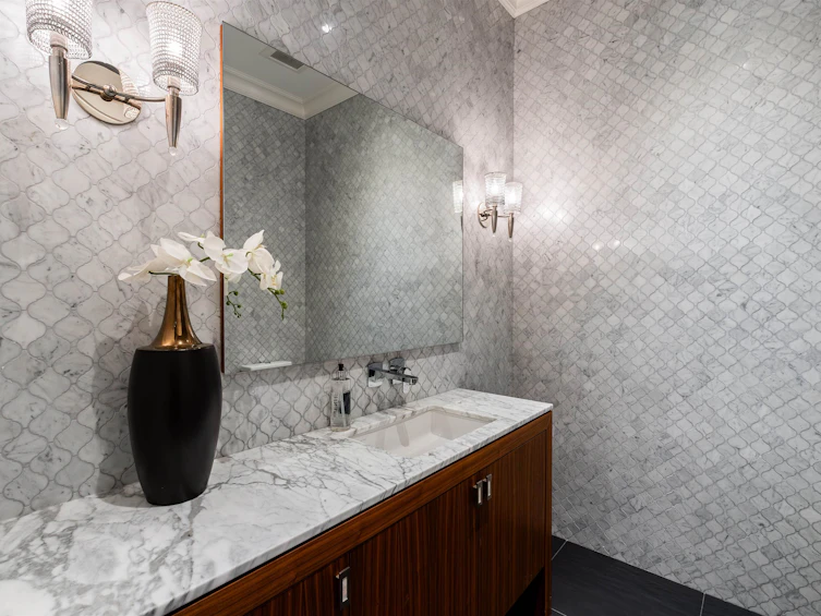 4555 Piccadilly North, West Vancouver, BC, V7W 1E1 - 24