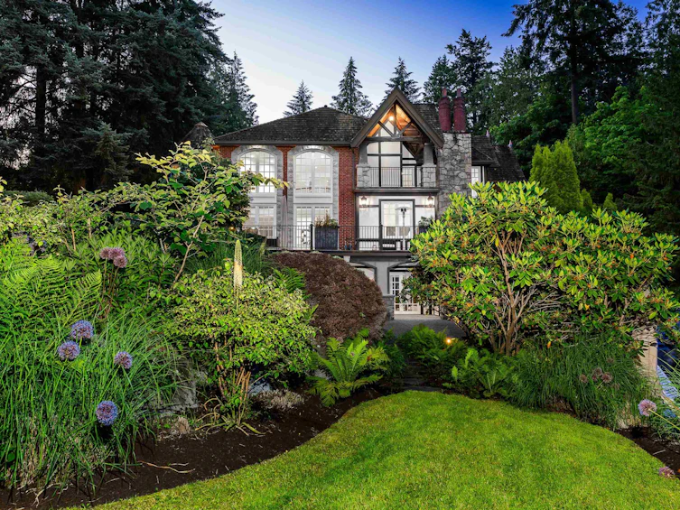 4555 Piccadilly North, West Vancouver, BC, V7W 1E1 - 3
