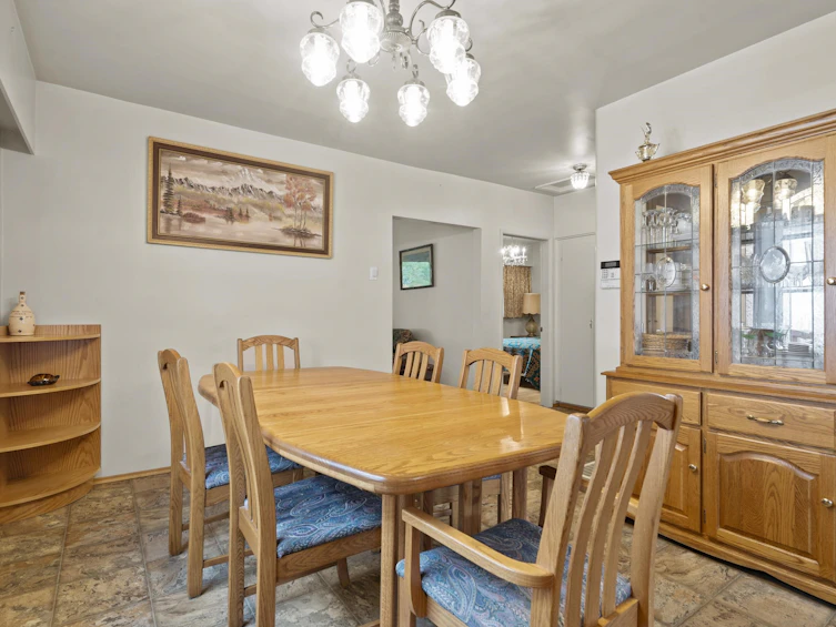 748 Rupert Street, Vancouver, BC, V5K 4K9 - 4