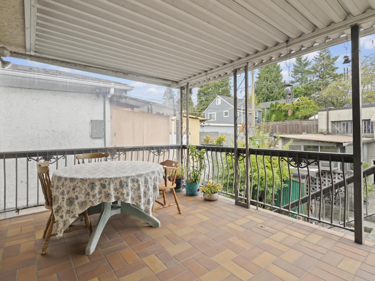 748 Rupert Street, Vancouver, BC, V5K 4K9 - 11