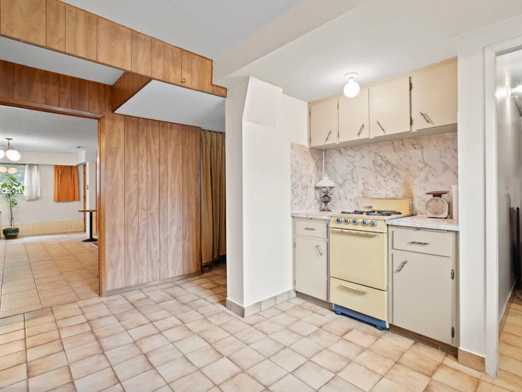 748 Rupert Street, Vancouver, BC, V5K 4K9 - 18