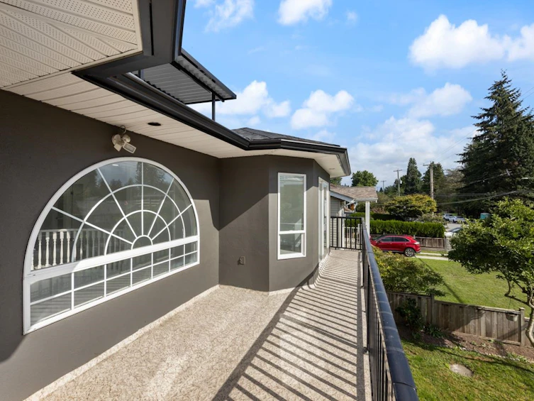 8323 12th Avenue, Burnaby, BC, V3N 2L7 - 12