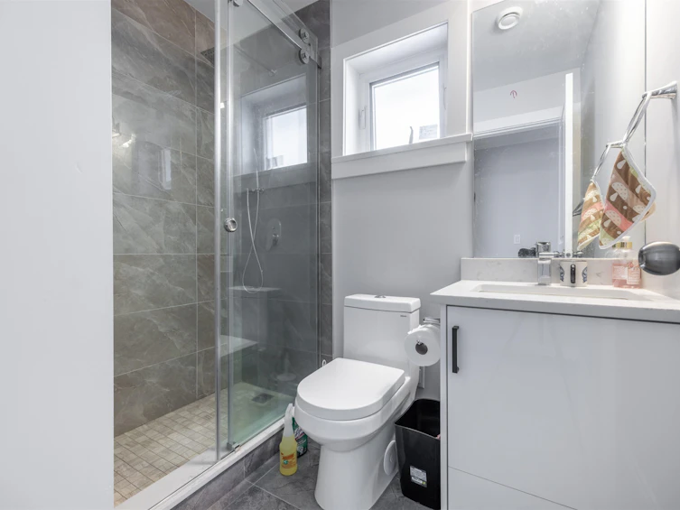6138 Carson Street, Burnaby, BC, V5J 2Z9 - 30