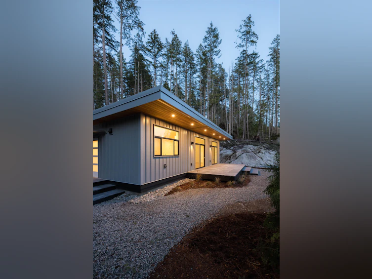 5790 Sargeant Bay Heights Road, Halfmoon Bay, BC, V7Z 1C3 - 3