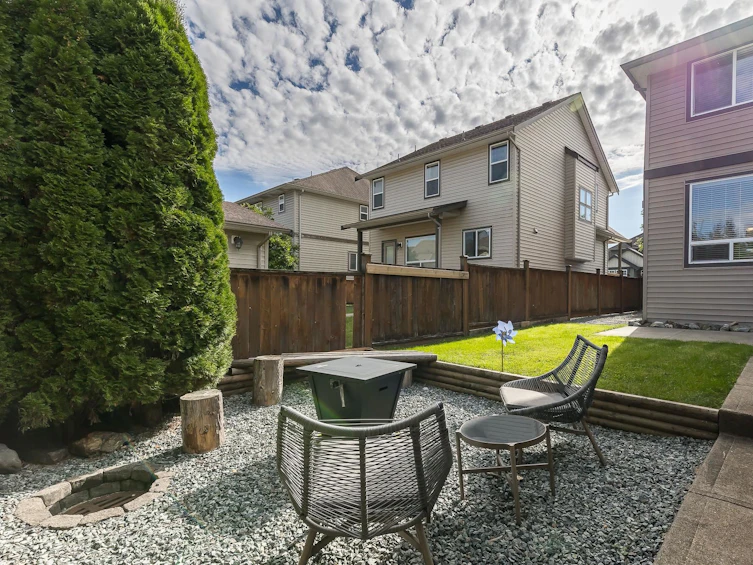 32667 Appleby, Mission, BC, V4S 0A5 - 33