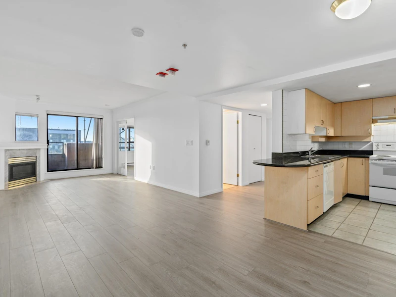1602 - 6611 Cooney Road, Richmond BC V6Y 4C5