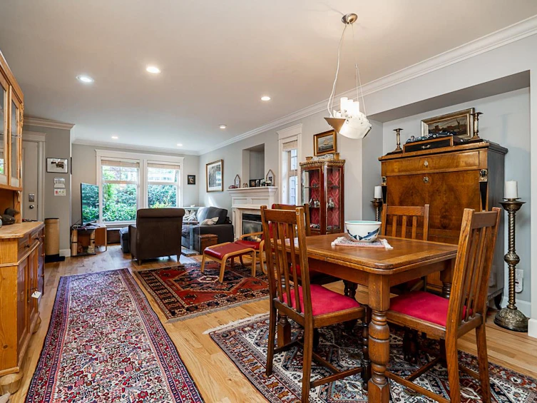 6341 Douglas Street, West Vancouver, BC, V7W 2G1 - 6