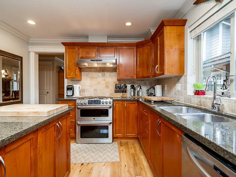 6341 Douglas Street, West Vancouver, BC, V7W 2G1 - 8