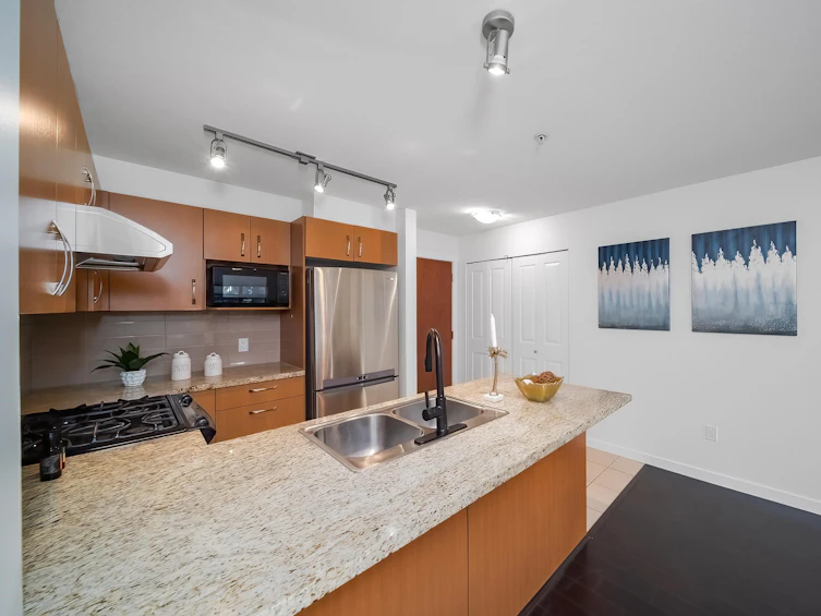 211-9299 Tomicki Avenue, Richmond, BC, V6X 0C5 - 14