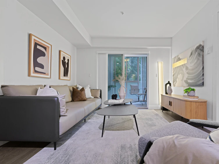 202-688 East 18th Avenue, Vancouver, BC, V5V 4C3 - 2