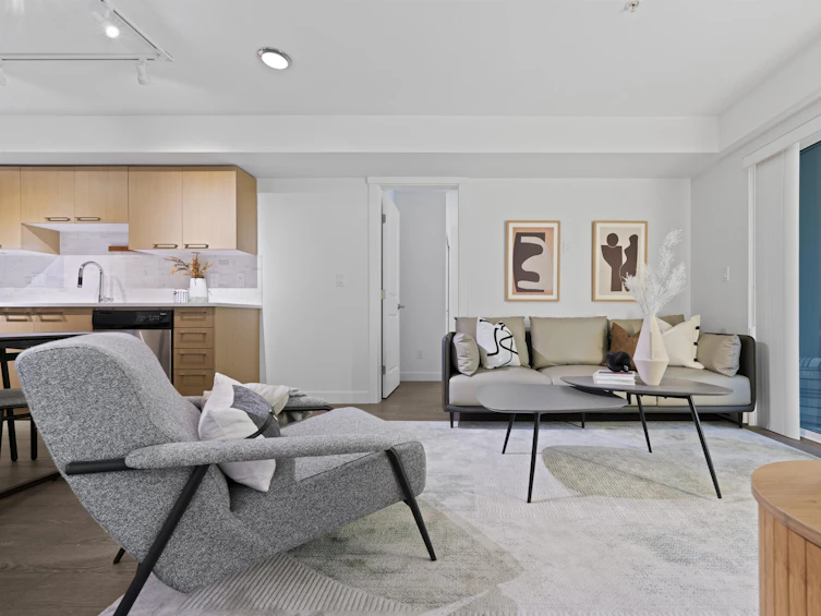 202-688 East 18th Avenue, Vancouver, BC, V5V 4C3 - 5
