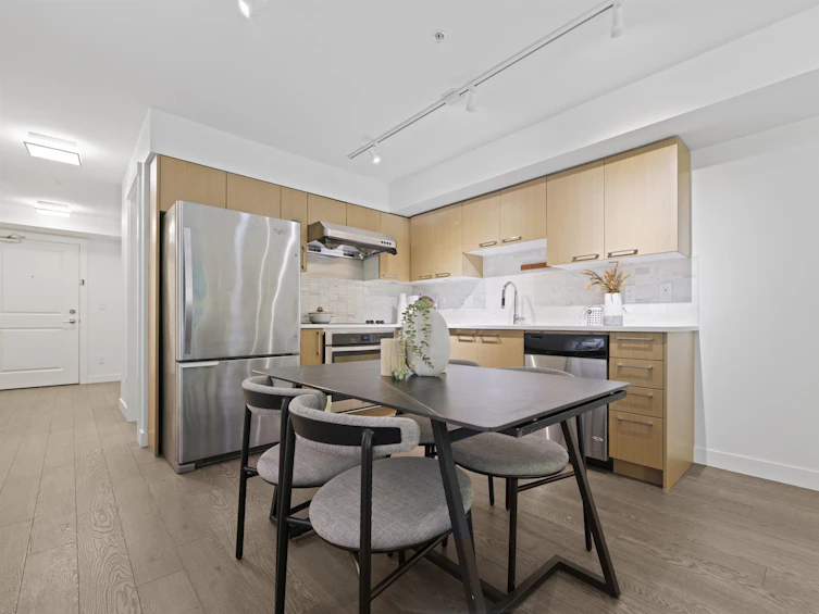 202-688 East 18th Avenue, Vancouver, BC, V5V 4C3 - 9