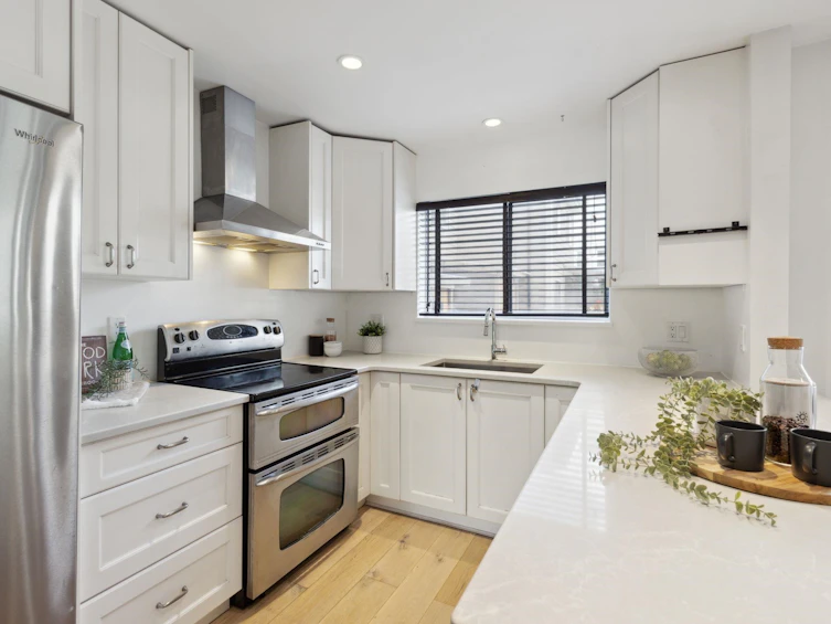 307 St. Andrews Avenue, North Vancouver, BC, V7L 4P5 - 17