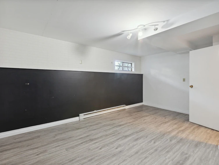 307 St. Andrews Avenue, North Vancouver, BC, V7L 4P5 - 32