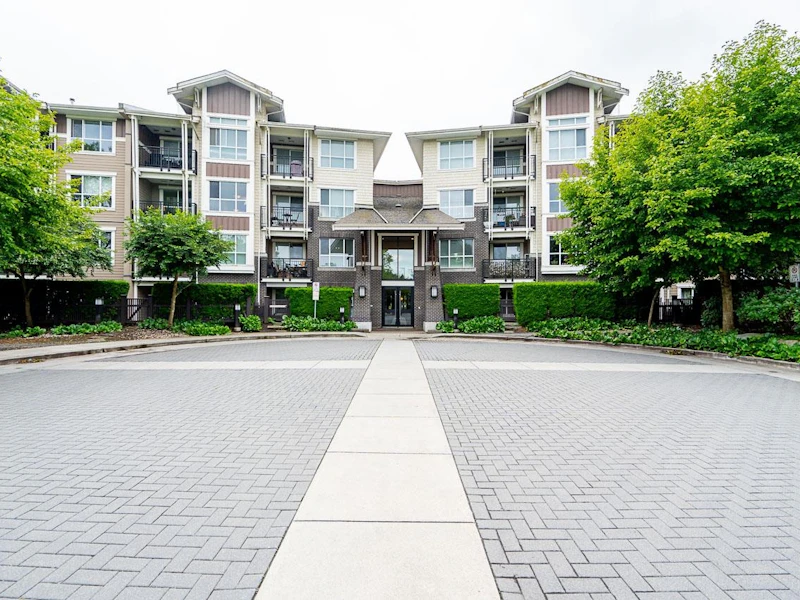 313 - 5788 Sidley Street, Burnaby BC V5J 0E4