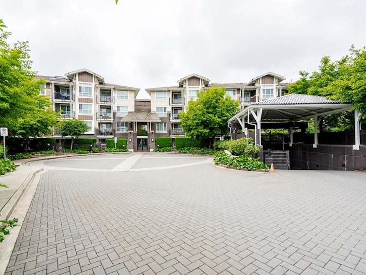313-5788 Sidley Street, Burnaby, BC, V5J 5E5 - 3