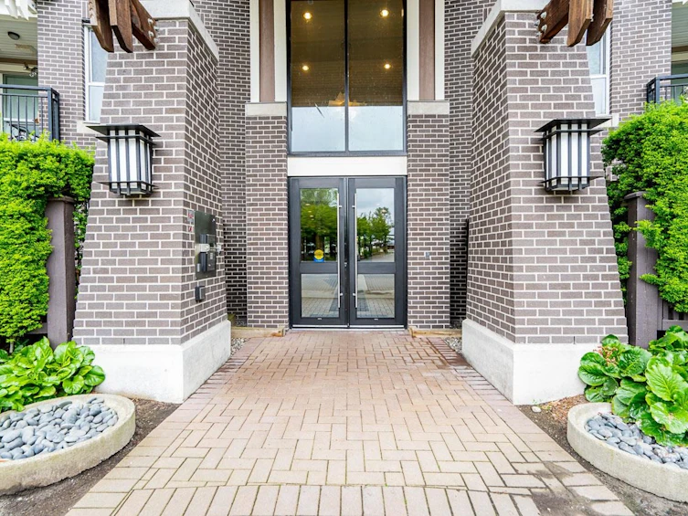 313-5788 Sidley Street, Burnaby, BC, V5J 5E5 - 4