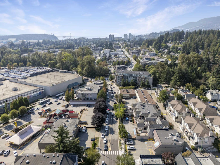 205-918 W 16th Street, North Vancouver, BC, V7P 1R3 - 36