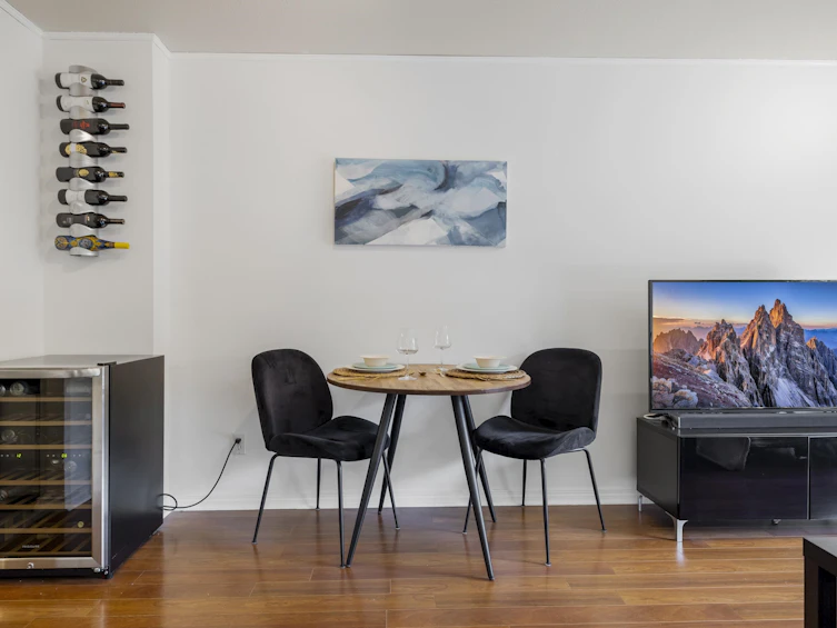 205-918 W 16th Street, North Vancouver, BC, V7P 1R3 - 8
