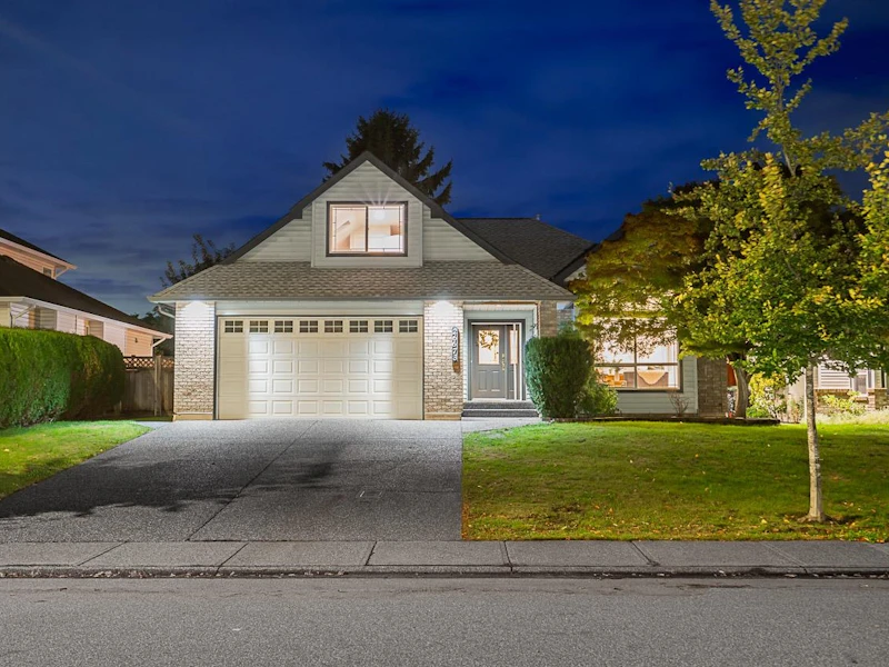 26973 24a Avenue, Langley BC V4W 3V8