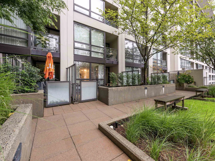 1112-933 Hornby Street, Vancouver, BC, V6Z 3G4 - 11