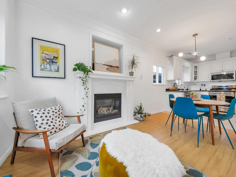 538 E 16th Avenue, Vancouver, BC, V5T 2V2 - 2