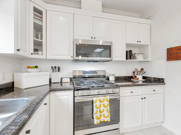538 E 16th Avenue, Vancouver, BC, V5T 2V2 - 9