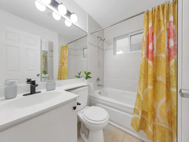 538 E 16th Avenue, Vancouver, BC, V5T 2V2 - 27