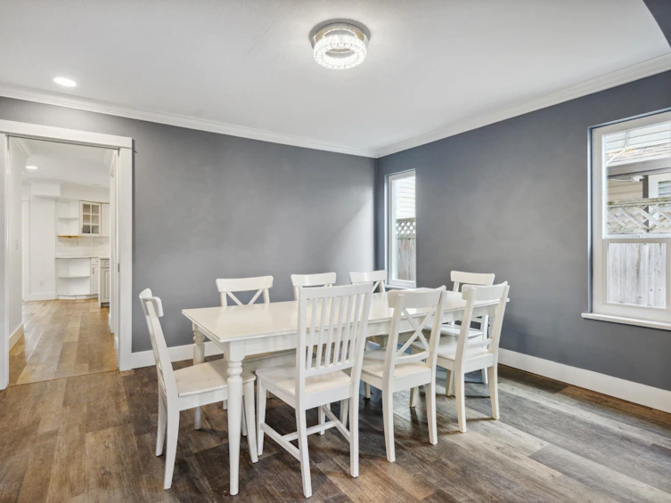6221 49 Avenue, Delta, BC, V4K 4S5 - 5