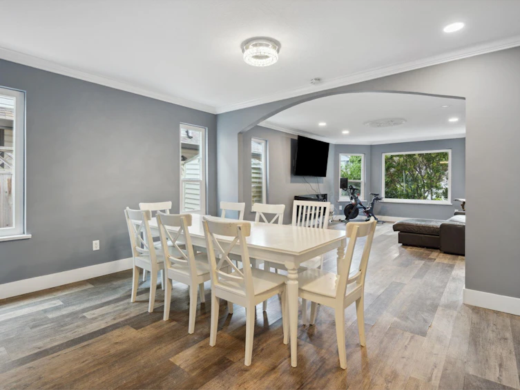 6221 49 Avenue, Delta, BC, V4K 4S5 - 6