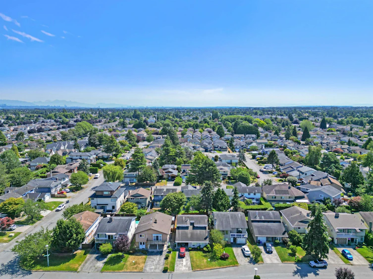 10170 Hollymount Drive, Richmond, BC, V7E 4T6 - 10