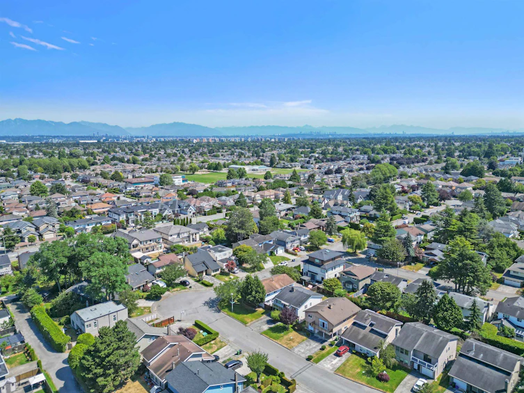 10170 Hollymount Drive, Richmond, BC, V7E 4T6 - 12