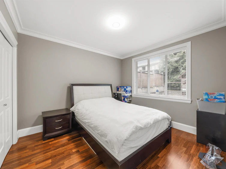 7251 Kitchener Street, Burnaby, BC, V5A 1L5 - 16