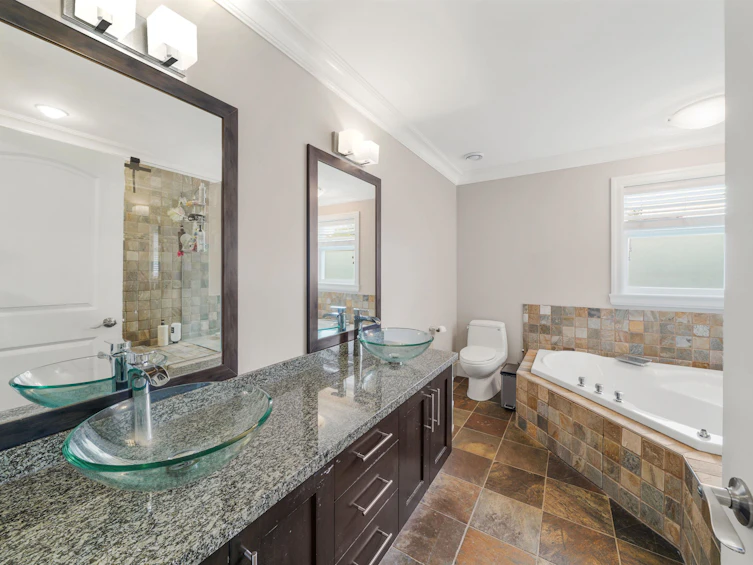 7251 Kitchener Street, Burnaby, BC, V5A 1L5 - 18