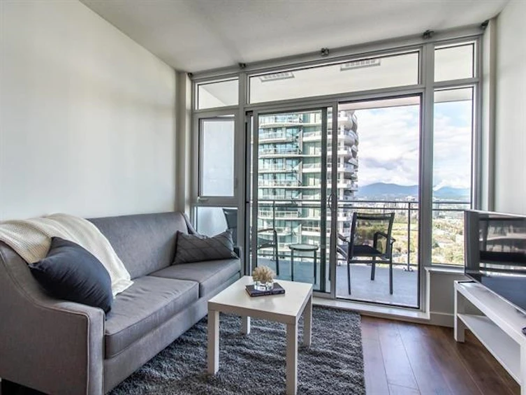 1901-13308 Central Avenue, Surrey, BC, V3T 0M4 - 8