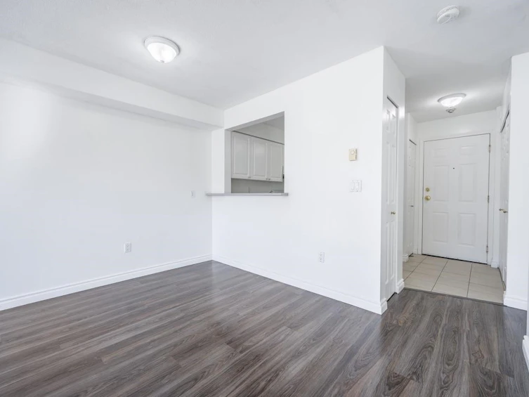 210-14399 103 Avenue, Surrey, BC, V3T 5V5 - 9