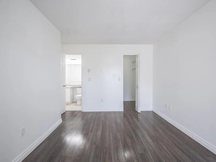 210-14399 103 Avenue, Surrey, BC, V3T 5V5 - 11