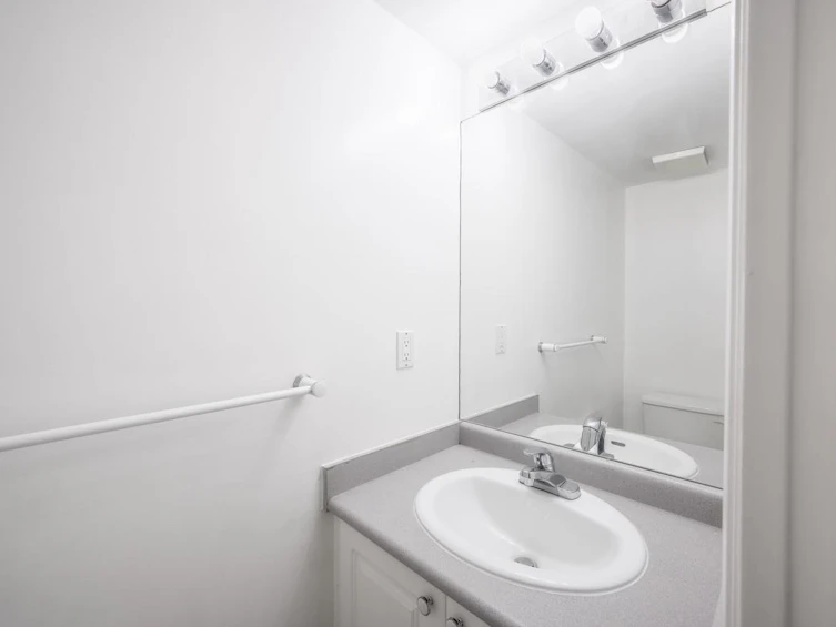 210-14399 103 Avenue, Surrey, BC, V3T 5V5 - 16