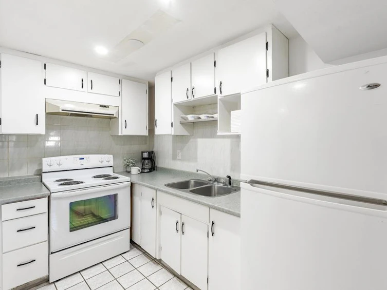 13894 80b, Surrey, BC, V3W 9B4 - 23