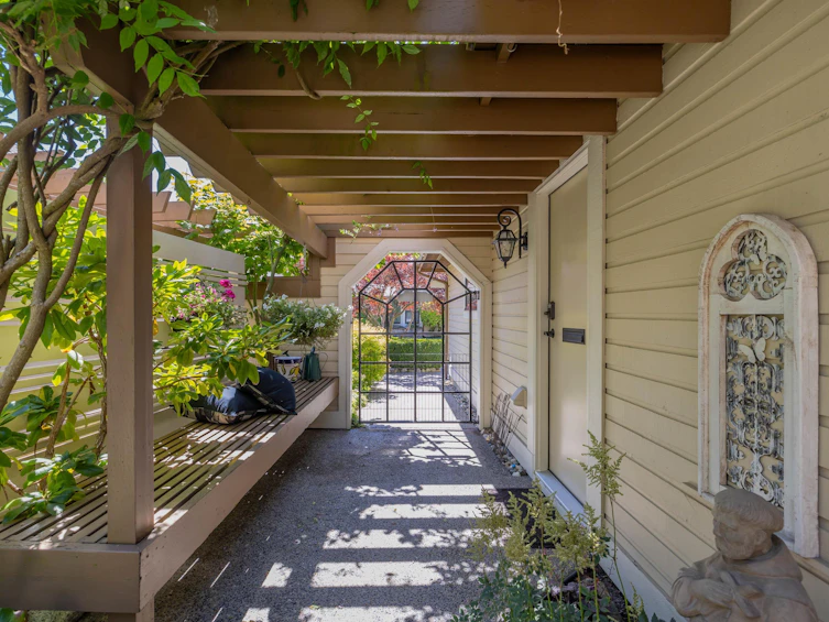1-1878 Southmere Crescent, Surrey, BC, V4A 6W9 - 33