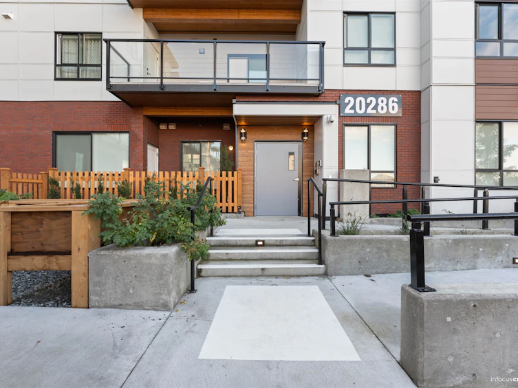 215-20286 72b Avenue, Langley, BC, V2Y 3X4 - 4