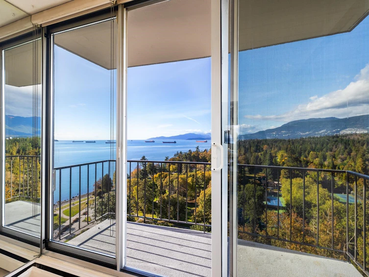 2304-2055 Pendrell Street, Vancouver, BC, V6G 1T9 - 3