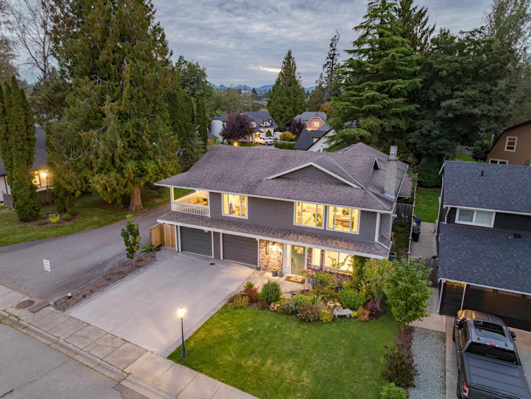 19875 50a Avenue, Langley, BC, V3A 7L1 - 2