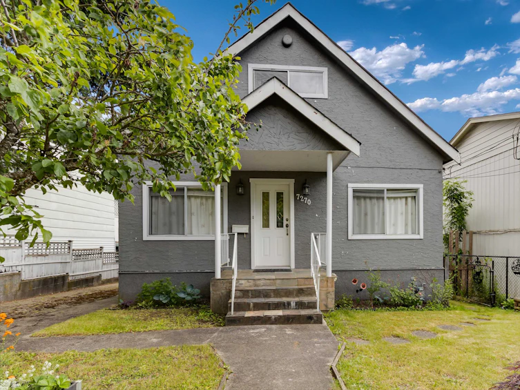 7270 17th Avenue, Burnaby, BC, V3N 1K9 - 2