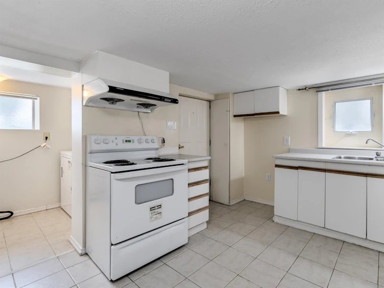 7270 17th Avenue, Burnaby, BC, V3N 1K9 - 26