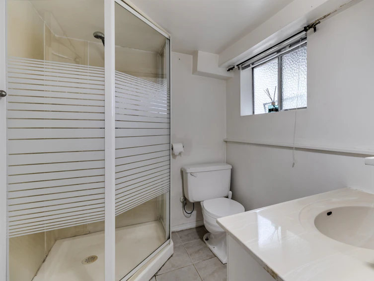7270 17th Avenue, Burnaby, BC, V3N 1K9 - 27