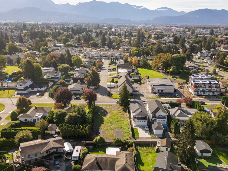 46037 Riverside Drive, Chilliwack, BC, V2P 3K7 - 6